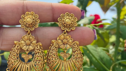 Elevate Your Look: Stunning Metallic Pieces for Your Ears